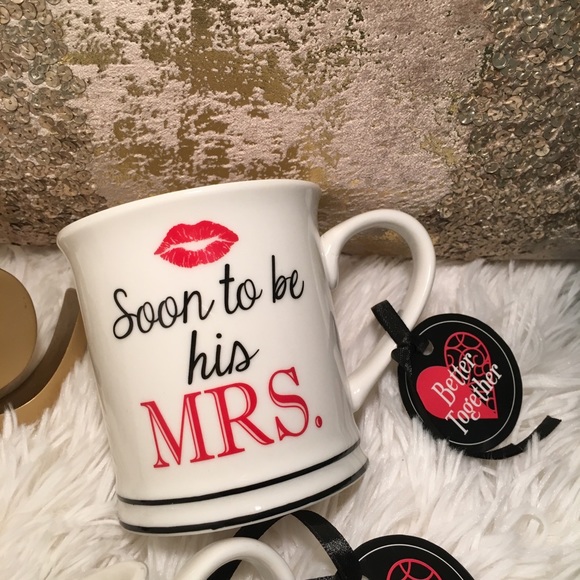 Home Essentials His and Her Mugs - Picture 3 of 5